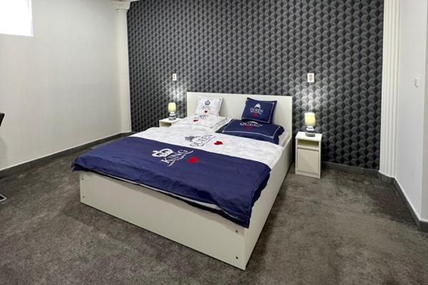 Adel Apartman Kisujszallas Zewnętrze zdjęcie